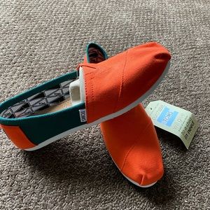 Toms shoes